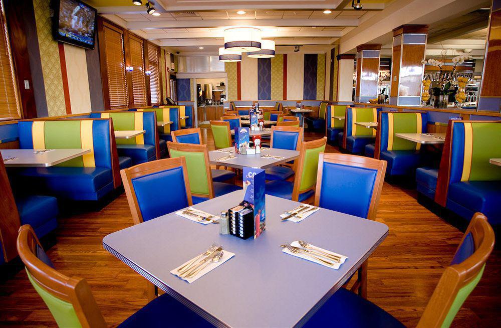 Howard Johnson By Wyndham Mystic Exterior foto